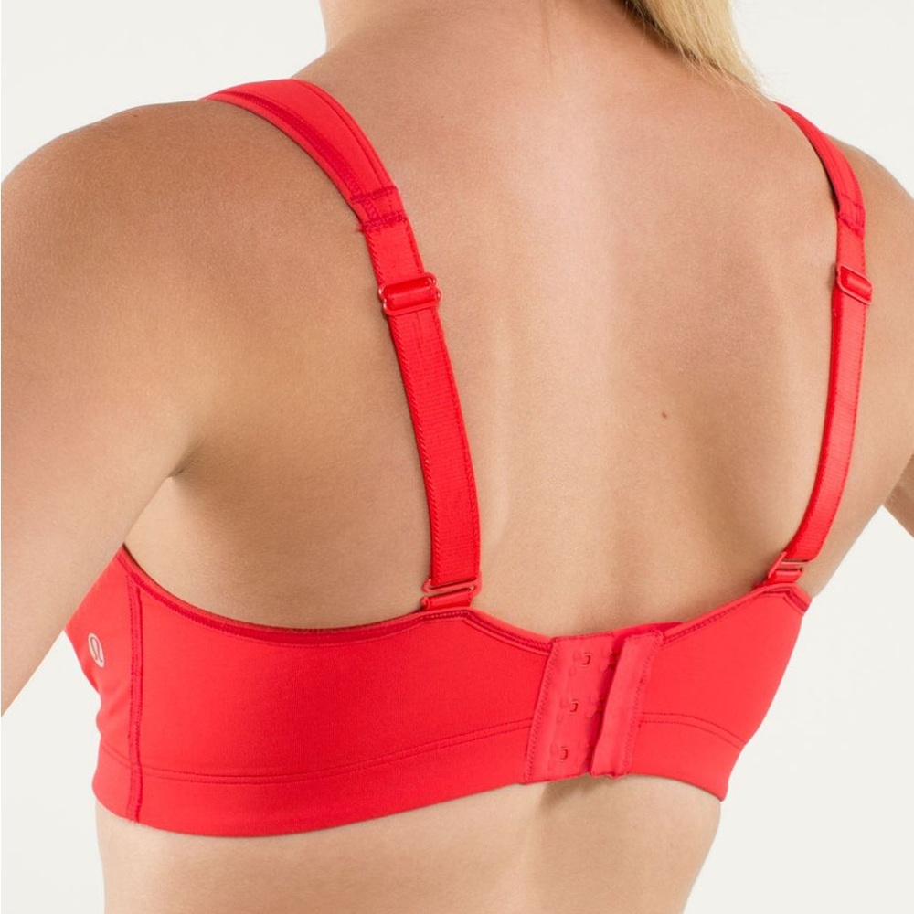Lululemon Ta Ta Tamer Sports Bra size 34C - Picture 2 of 10